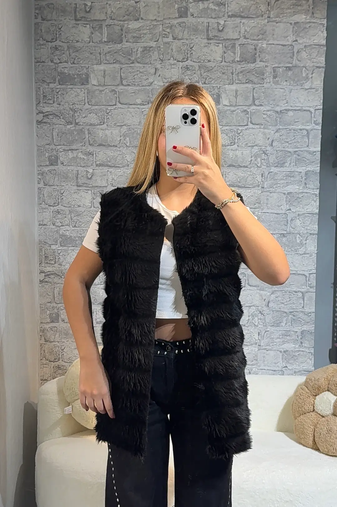 Ürün görseli: Peluş Kürk Yelek - Siyah