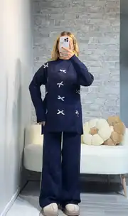 Lacivert