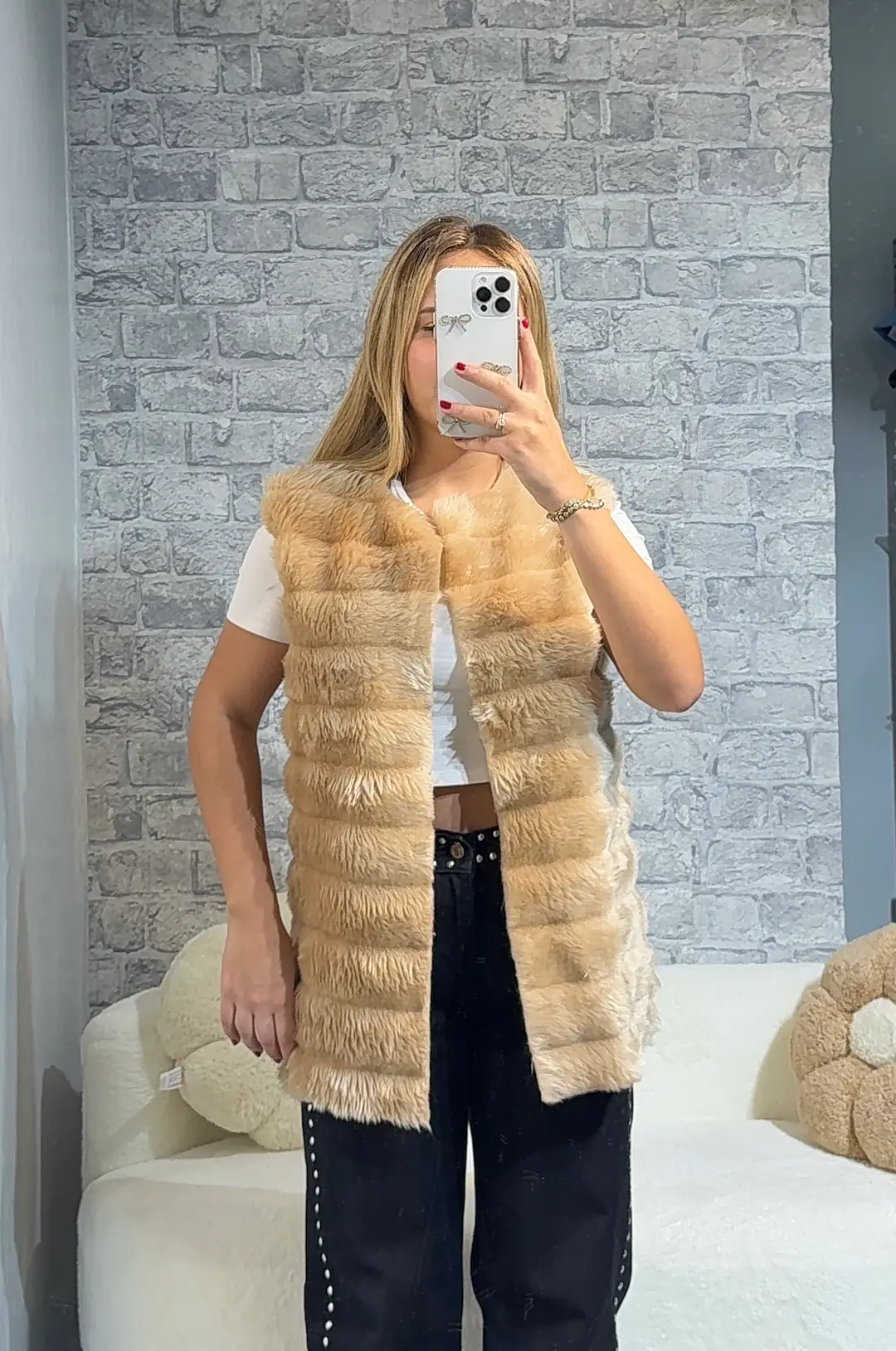 Ürün görseli: Peluş Kürk Yelek - Bej