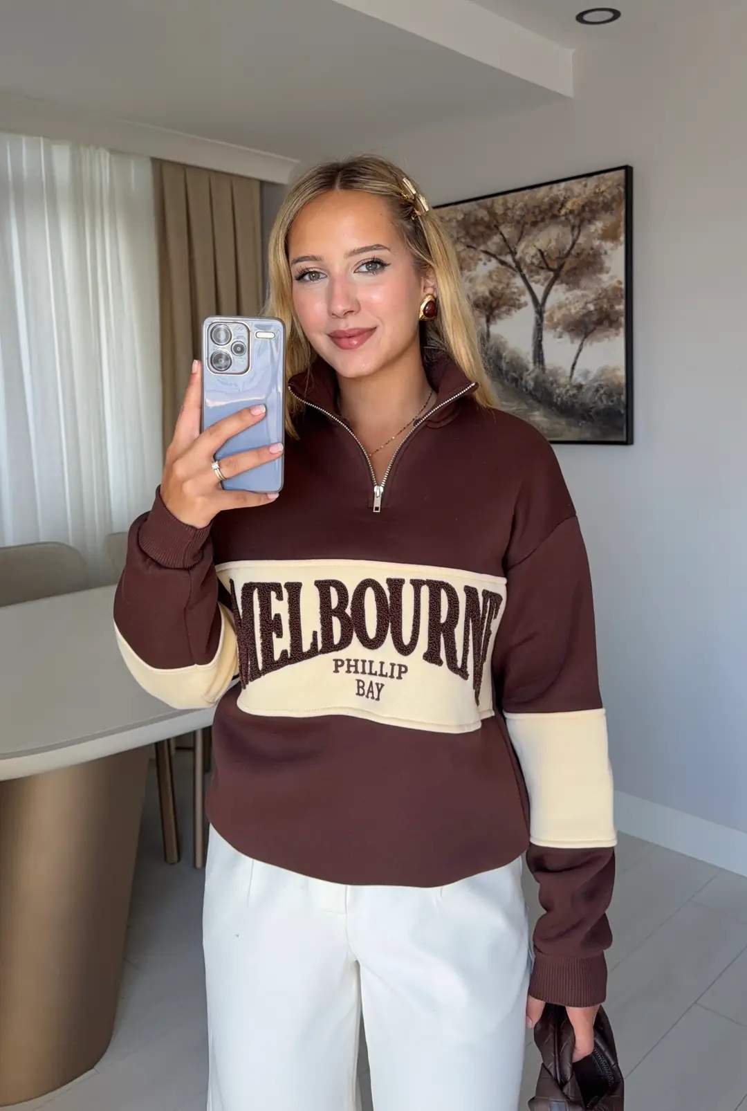 Ürün görseli: Melbourne Kabartma Nakışlı Yarım Fermuarlı  Sweatshirt - Kahverengi