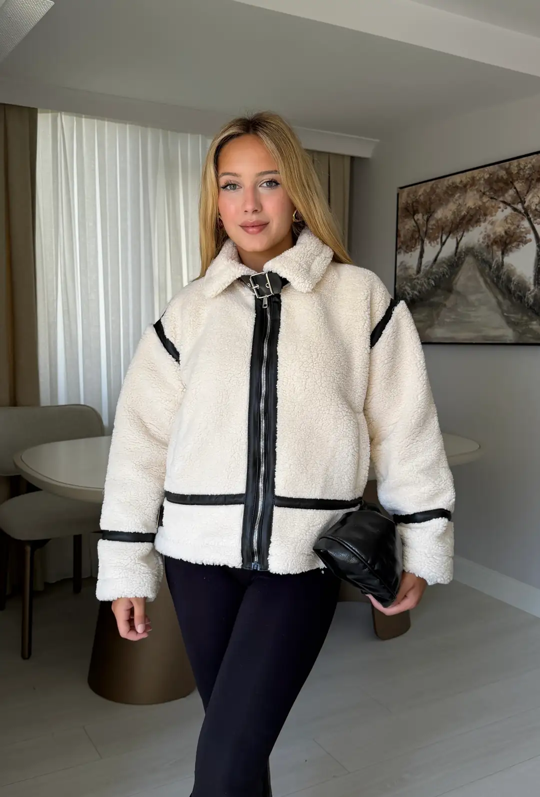 Ürün görseli: Bej Zra Model Peluş Mont - Bej