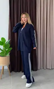 Lacivert